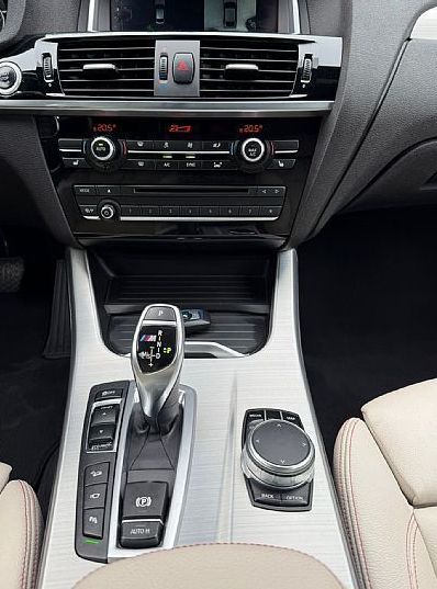 Zunanja slika - BMW X4 - serija :  M40i  AT  KAM360-GRETJE SEDEŽEV-NAVI... - 9