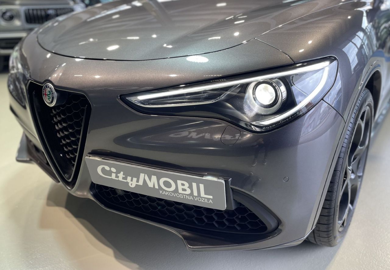 Zunanja slika - Alfa Romeo Stelvio - VELOCE-PANORAMA-KEYLESS-NAVI-USNJE-MEMORY-LED-ACC - 20
