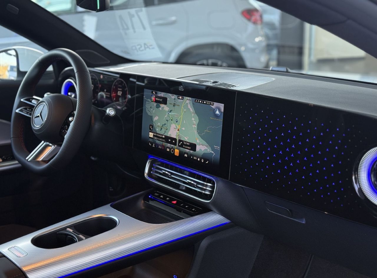 Zunanja slika - Mercedes-Benz CLA-Razred - 200 AMG LINE - 14