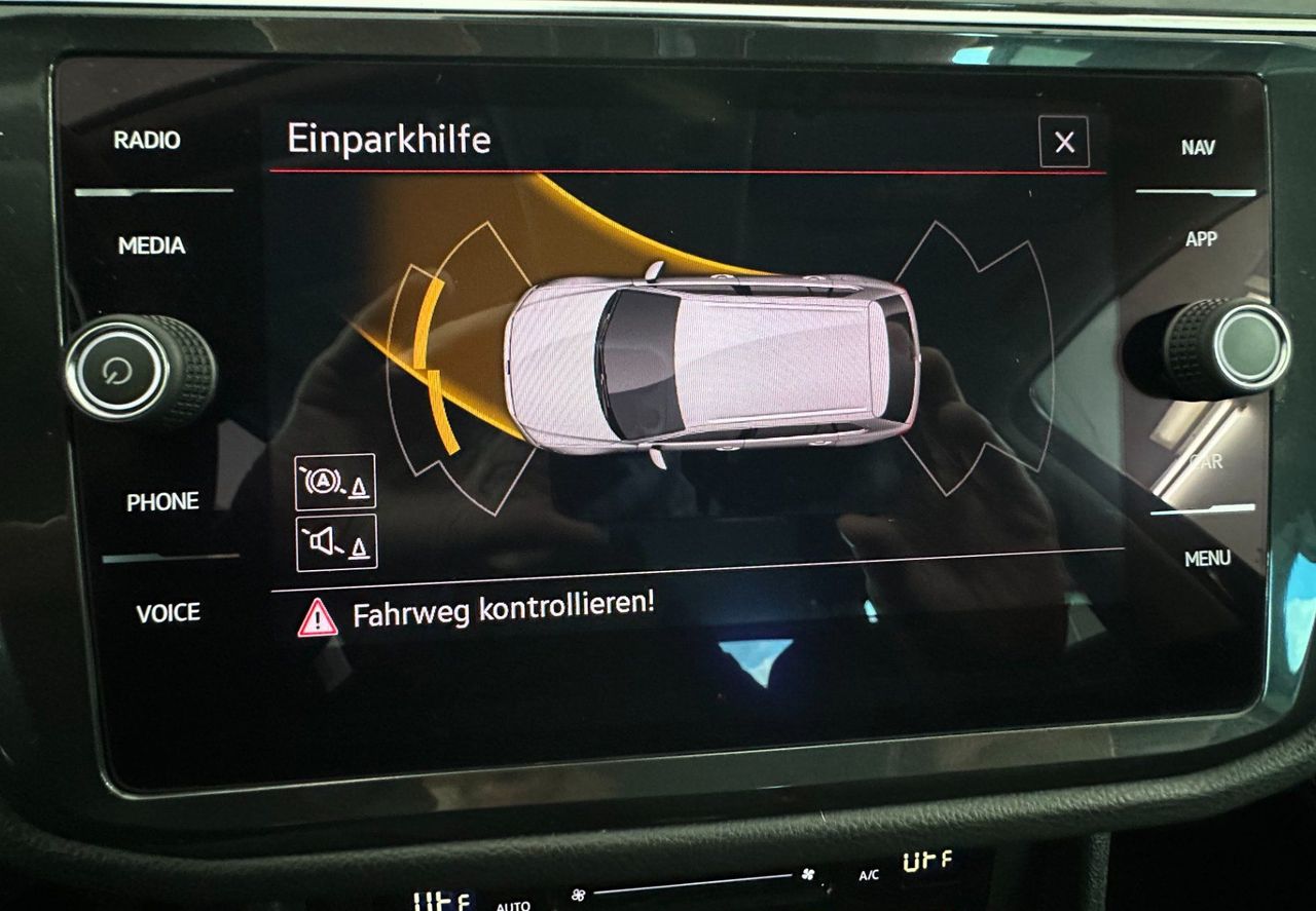 Zunanja slika - VW Tiguan - 2.0 TDI 110kW.NEMŠKI+4ALU.NAVI.AUT.GRET.SED.LED - 14