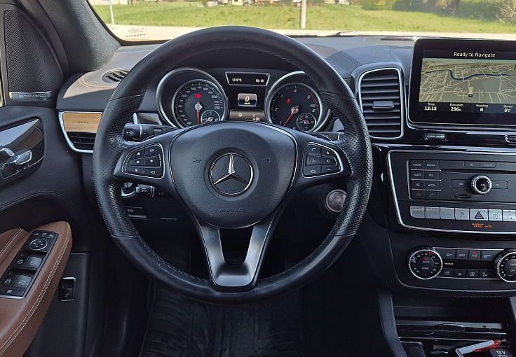 Zunanja slika - Mercedes-Benz GLE-Razred - GLE 250 d 4MATIC AMG ALU 20 2. lastnik ODLIČEN - 9