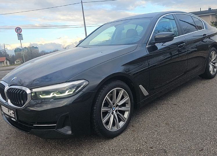 Zunanja slika - BMW Serija 5 - : 520d xDrive 190ks SPORT °18-COL° °VIRTUAL°   366 SNJE° - 1