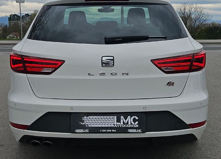 Zunanja slika - Seat Leon - FR 2.0 TDI 150ks °2.LASTNIK° °PANORAMA° °FULL-LED° - 6