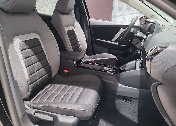 Zunanja slika - Citroën C4 - Business Hybrid145 eDCT6 - 7