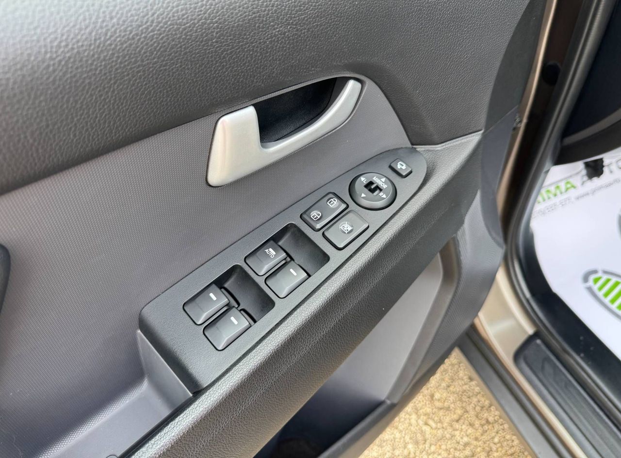 Zunanja slika - KIA Sportage - 1.6 GDI°EX URBAN°SLO°2.LAST°LED°PARK.SEN°BLUETOO - 15