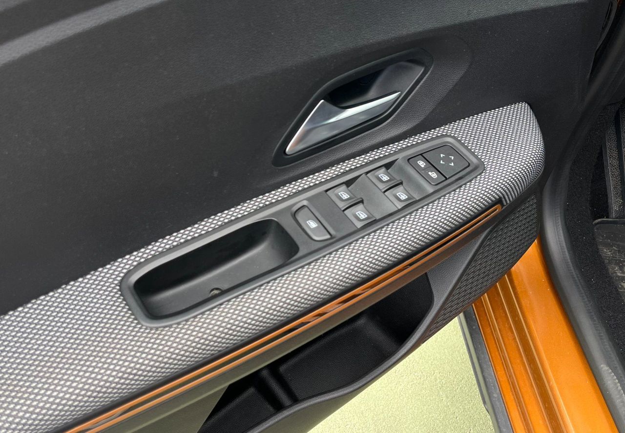 Zunanja slika - Dacia Sandero - 1.0 TCe 90 Comfort LED. VZR KAM. 2X PDC. TEMP.NAVI - 11