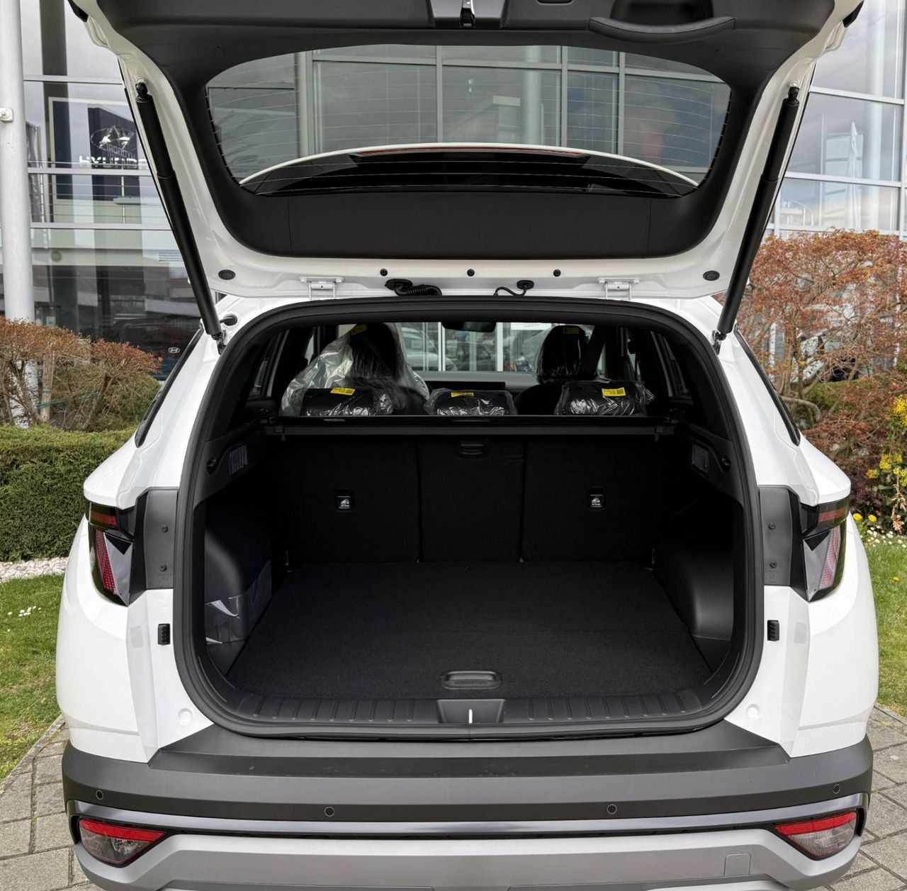 Zunanja slika - Hyundai Tucson - 1.6 T-GDI FL STYLE   BLACK LINE PLUS. WINTER II. - 7