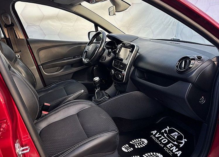 Zunanja slika - Renault Clio - GT-Line - LED - PDC - NAVI - VELIKI SERVIS - 9