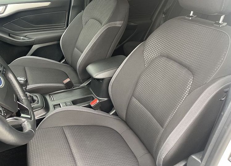 Zunanja slika - Ford Focus - 1.0 EcoBoost TREND EDITION 92 kW - 6