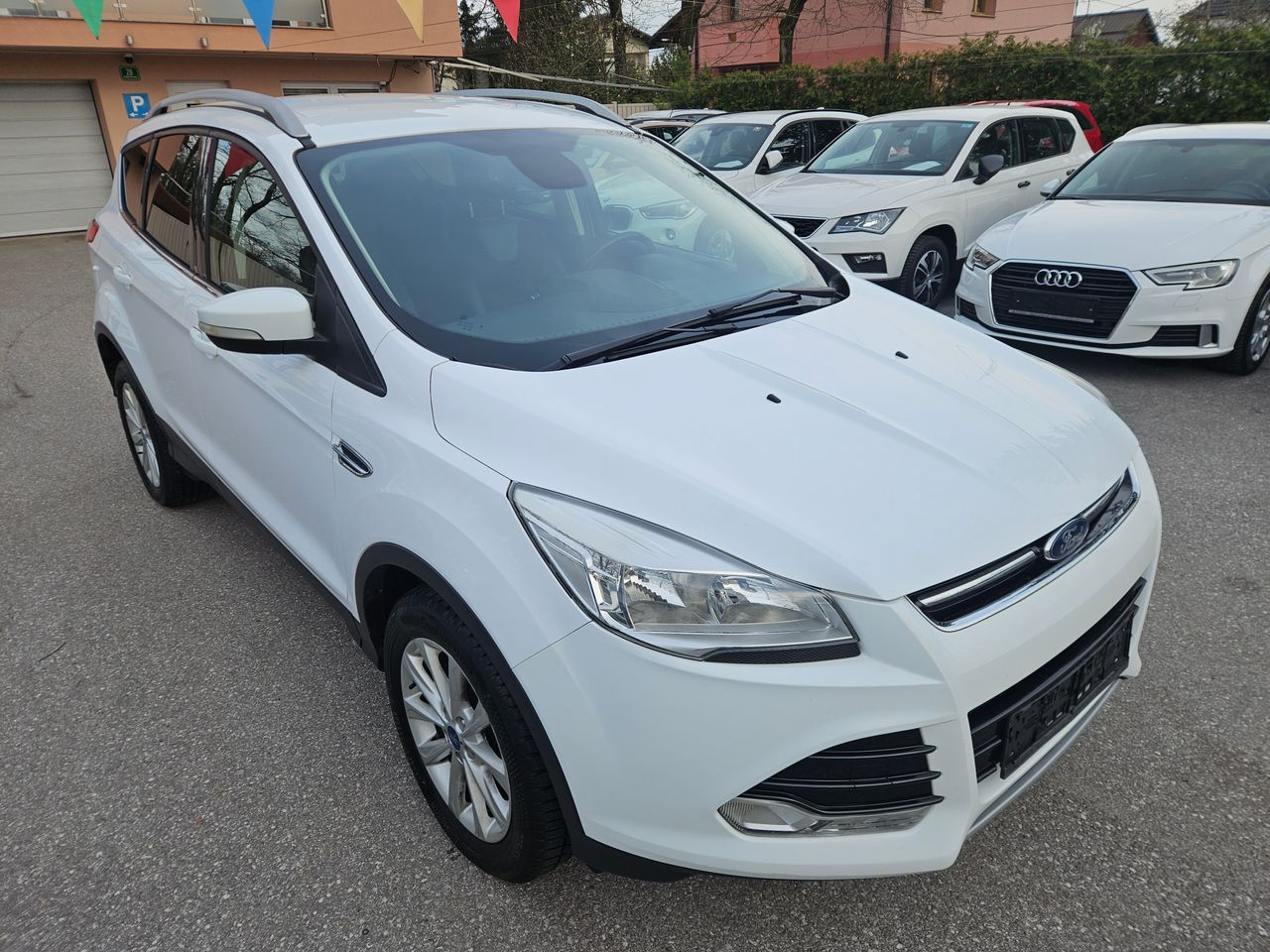 Zunanja slika - Ford Kuga - 4x2 2,0 TDCi Titanium - 5