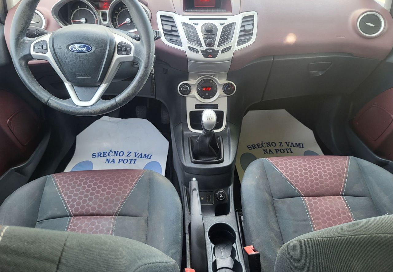 Zunanja slika - Ford Fiesta - 1.4 16V slo-1last-acc-tempomat-el.paket-servisiran - 7