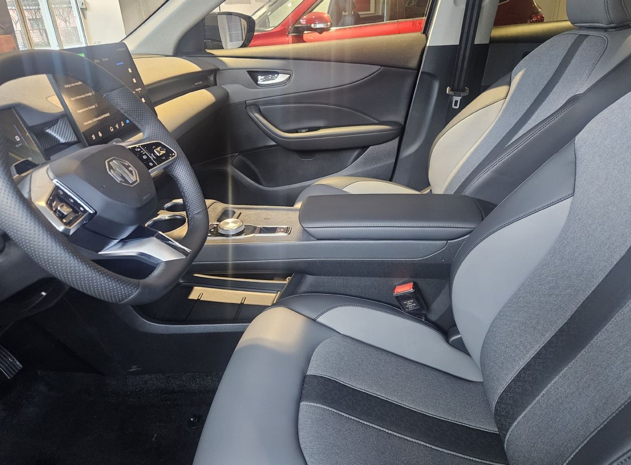 Zunanja slika - MG MGS5 EV - Luxury 231KM - 6