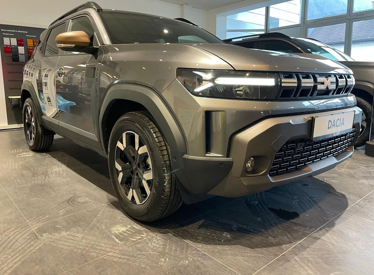 Zunanja slika - Dacia Duster - Hybrid 155 Extreme - 3