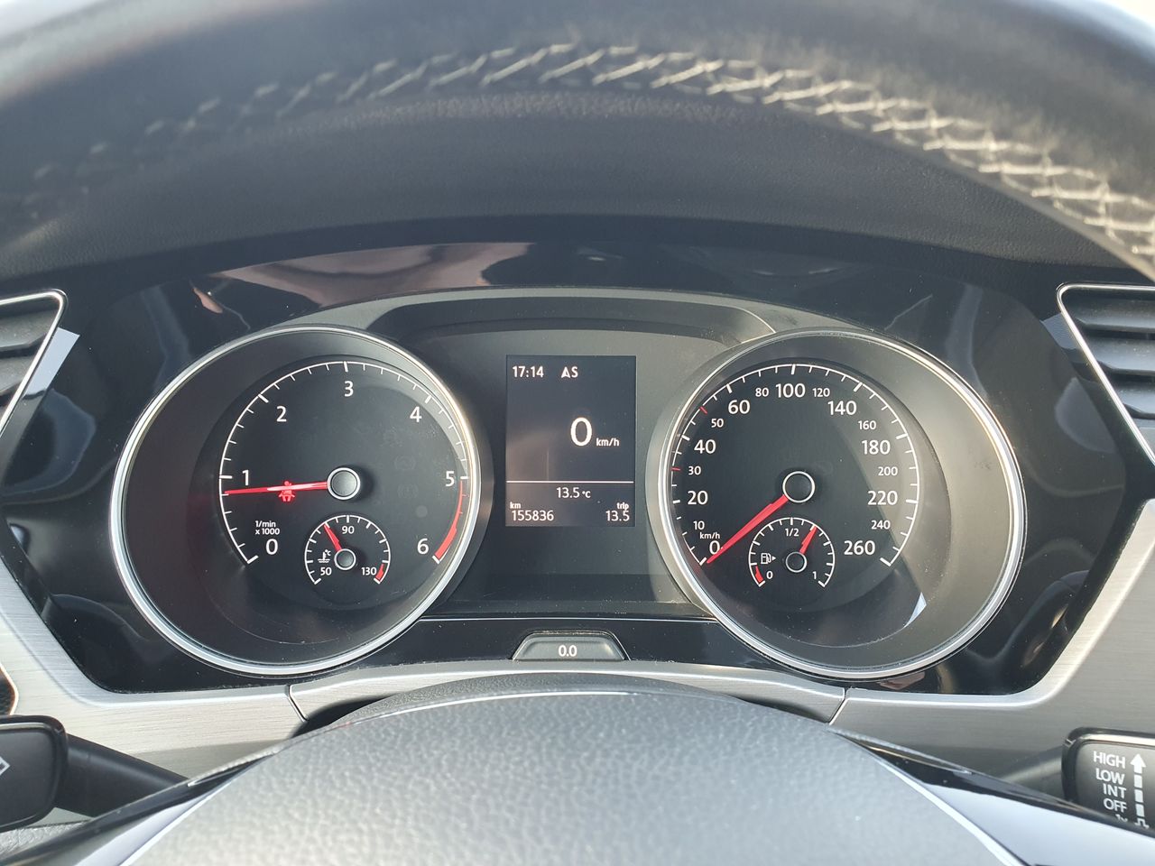 Notranja slika - VW Touran - 2.0TDI 150KM - 6