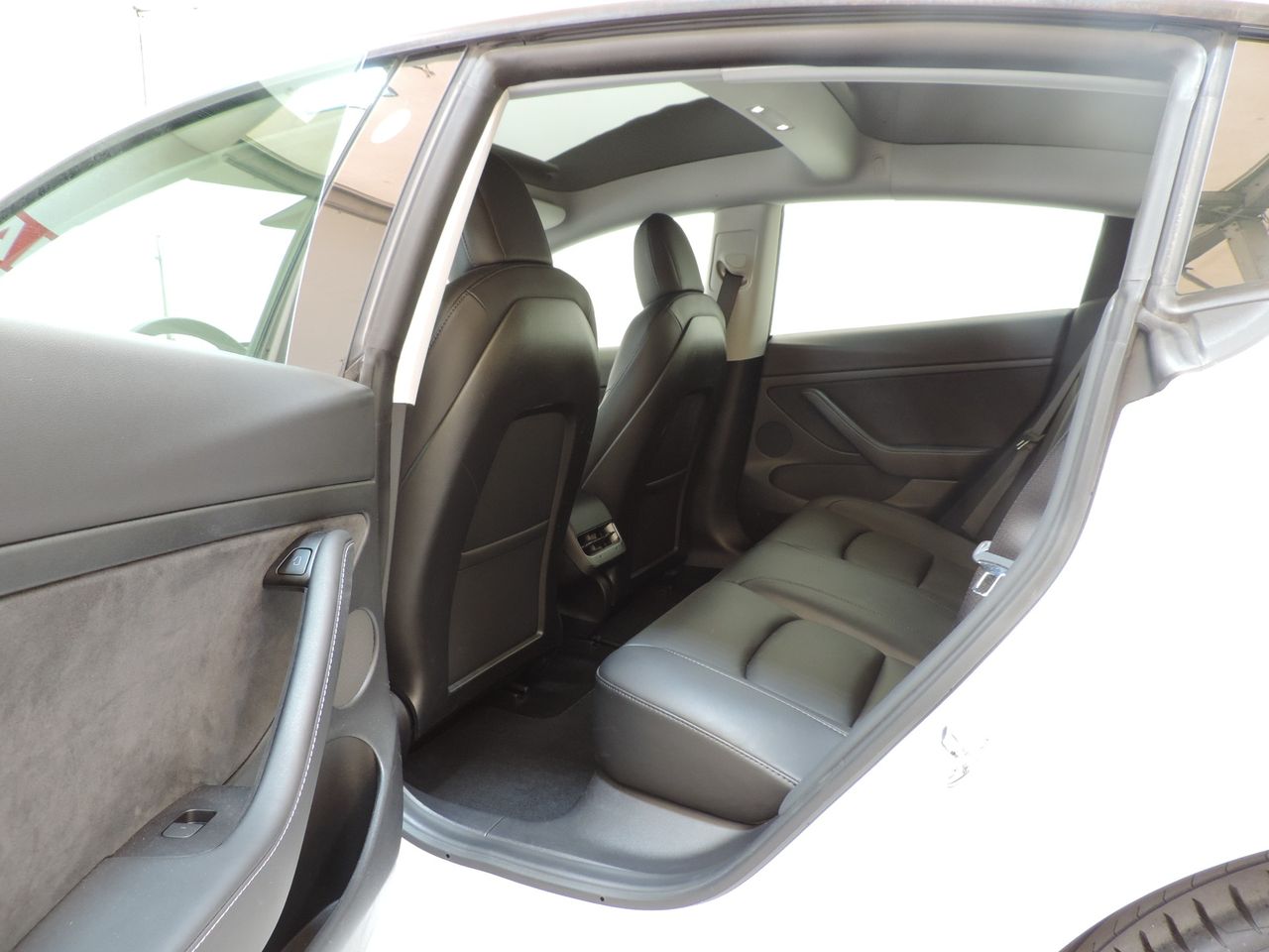 Zunanja slika - Tesla Model 3 - LONG RANGE DUAL MOTOR AWD - 10