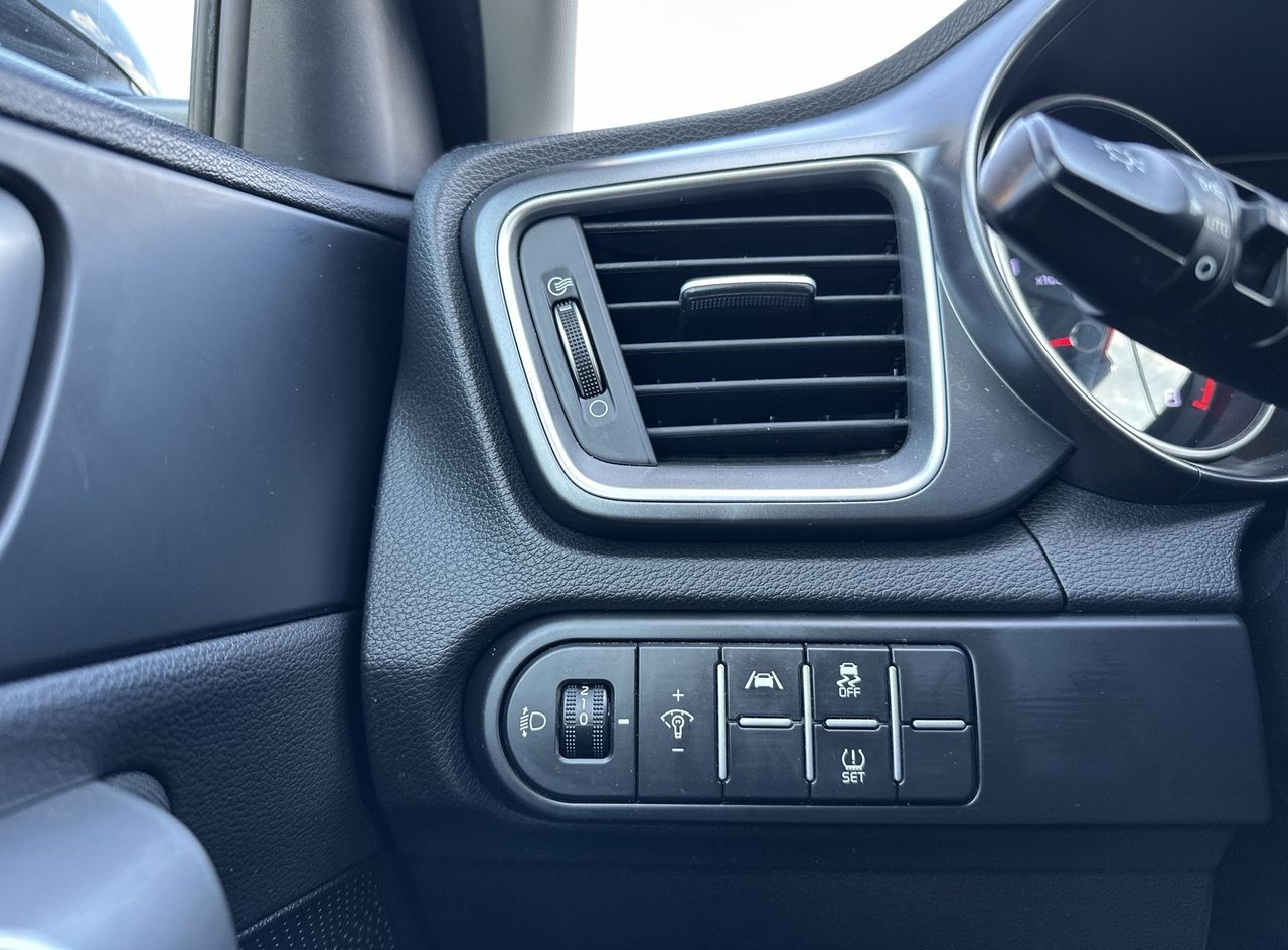 Zunanja slika - KIA Ceed - 1.5 T-GDi EX Champion ISG. MT - 15