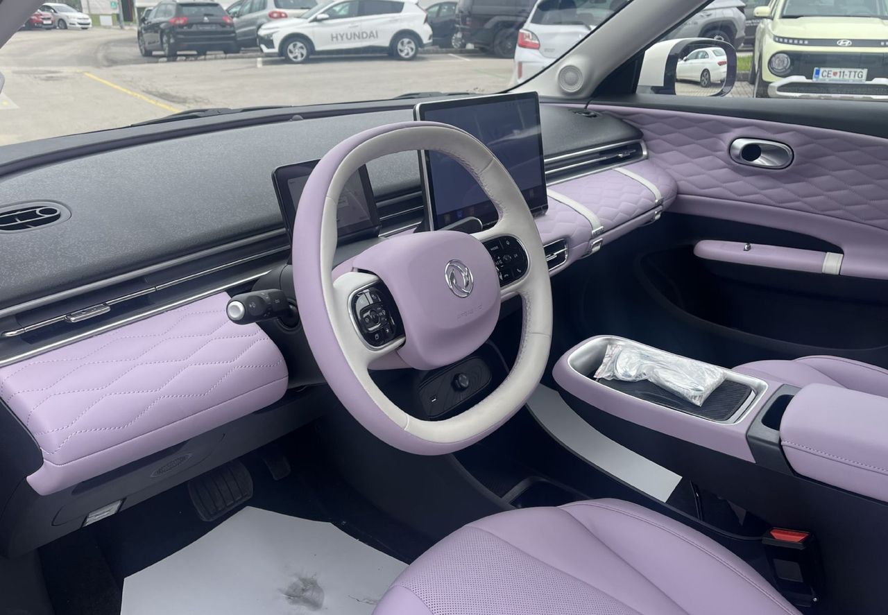 Zunanja slika - Dongfeng Box - 100  ELEKTRIČNO VOZILO - 9