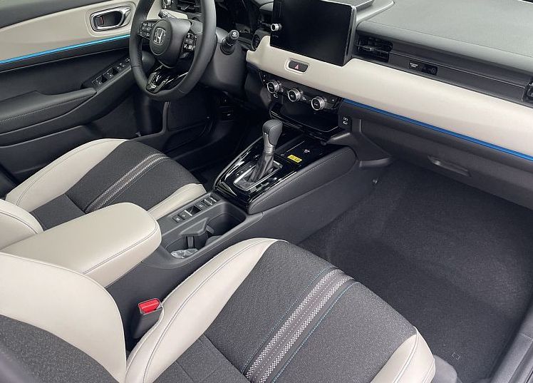 Zunanja slika - Honda HR-V - ADVANCE-STYLE-PLUS-1.5 i-MMD-HYBRIDeCVT-PANORAMA - 8