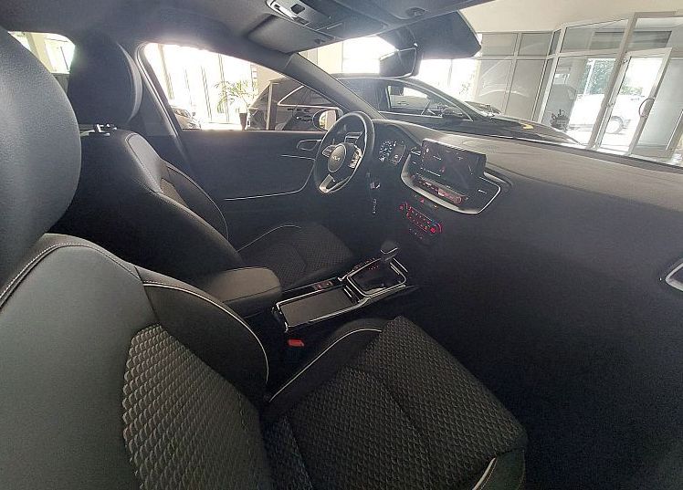 Zunanja slika - KIA XCeed - 1.6 T-GDi EX WAY ISG.7DCT 110.3 kW. VEČ BARV - 9