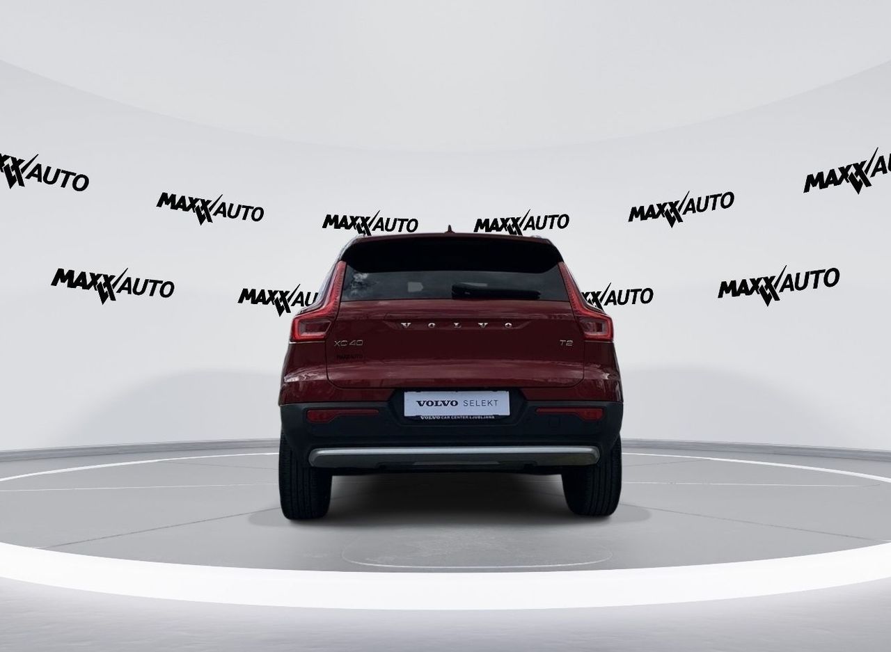 Zunanja slika - Volvo XC40 - T2 AUT Momentum - 6