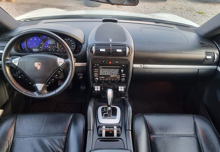 Zunanja slika - Porsche Cayenne - 3.0 TD 4X4 Tiptronic - HITRI KREDIT BREZ POLOGA - 8