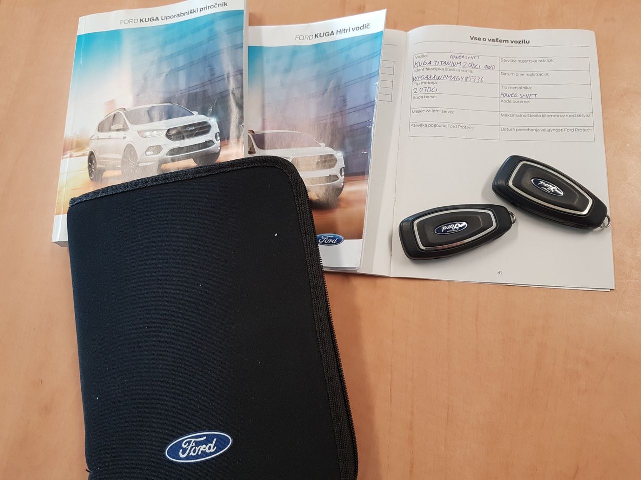 Zunanja slika - Ford Kuga - 4x4 2,0 TDCi Titanium Powershift - 16