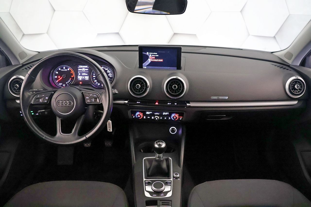 Zunanja slika - Audi A3 - 1.0 TFSI Design 115KM - 7