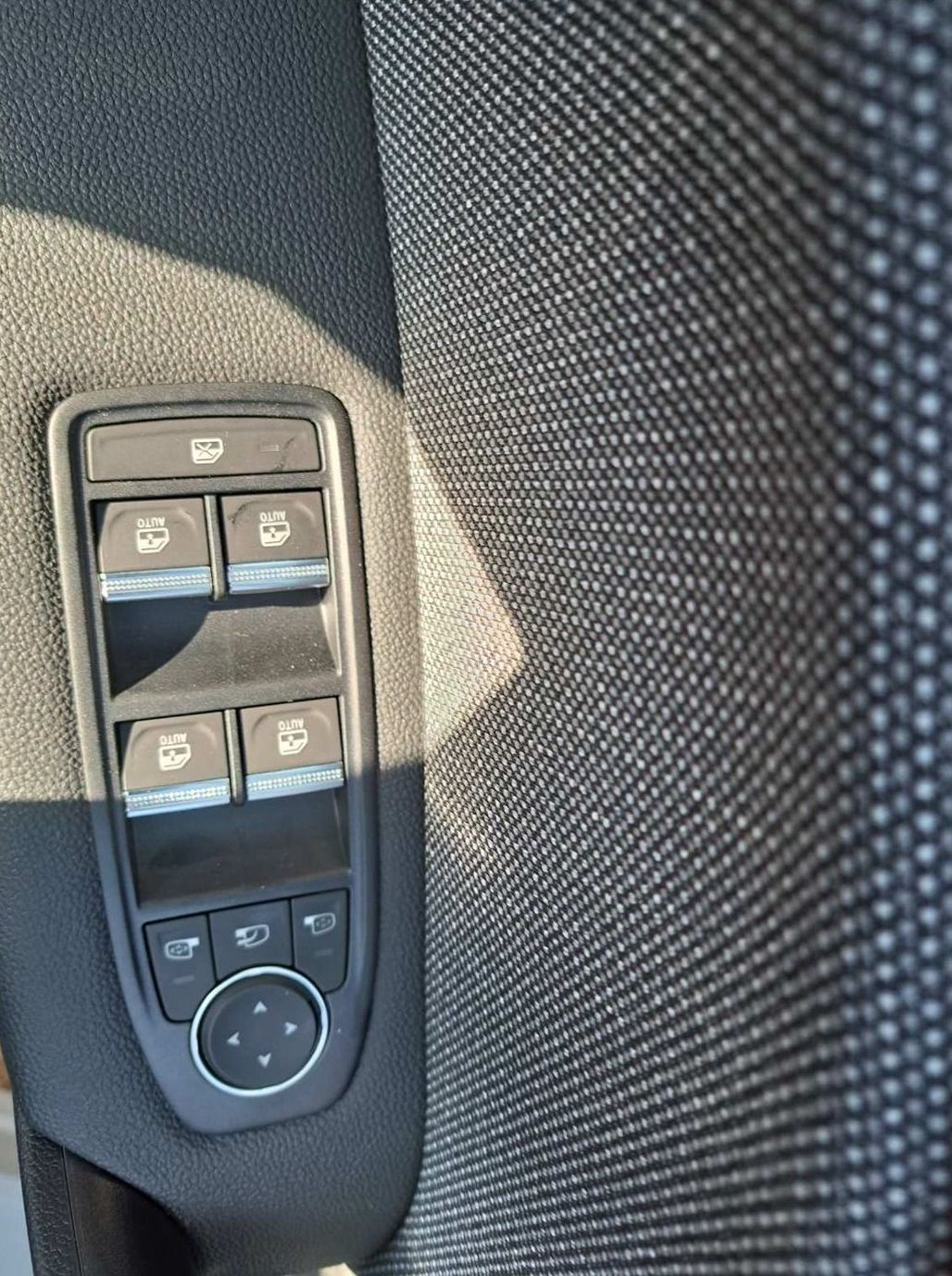 Zunanja slika - Renault Captur - TCe 90 techno - 13
