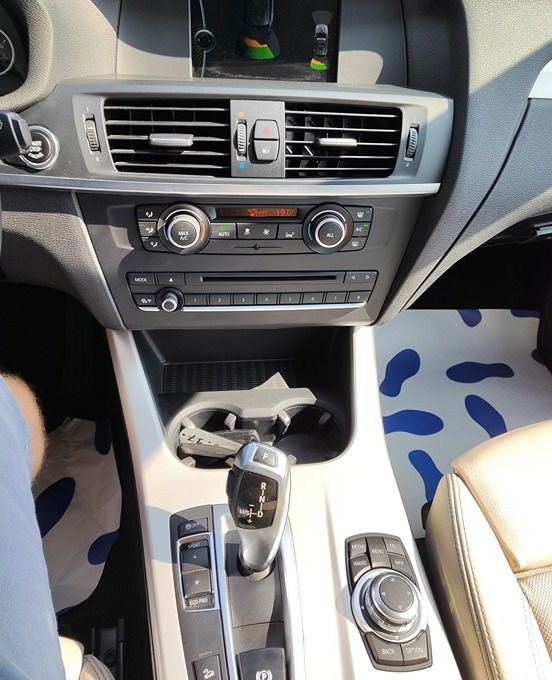 Zunanja slika - BMW X3 - serija : xDrive20d - 11