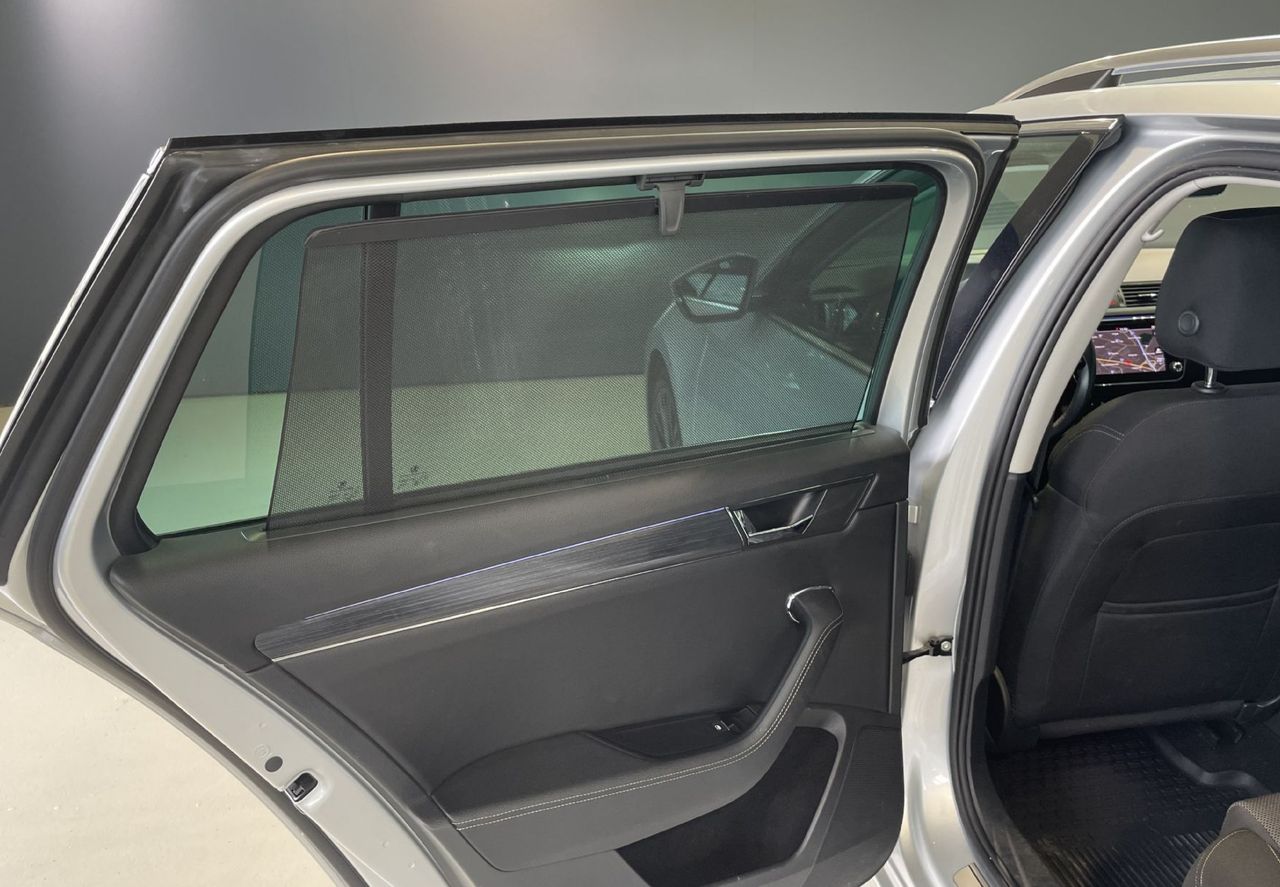 Zunanja slika - Škoda Superb - SLO-NAVIGACIJA-VIRTUAL-MEMORY-RADAR-ALU19-KAMERA - 19