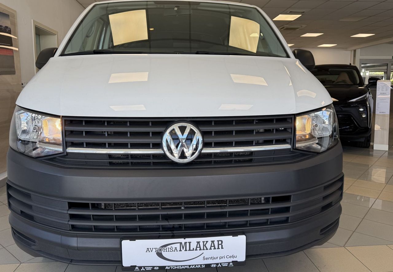 Zunanja slika - VW Transporter - T6 Kombi  7+1  2.0 TDI DSG - 2