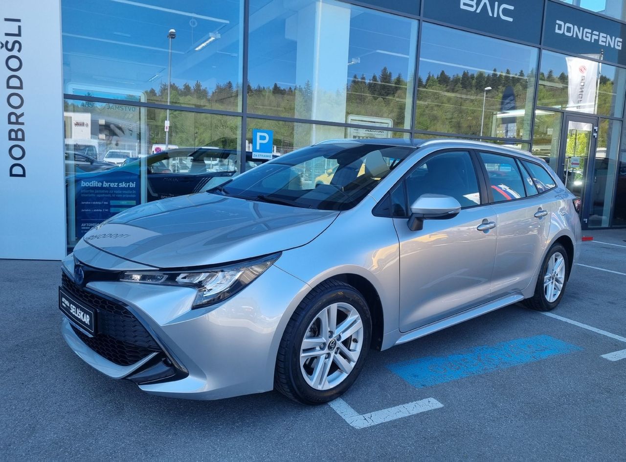 Zunanja slika - Toyota Corolla - Hybrid 1.8 TS HIBRID Luna - AVTOMATIK + SLOVENSKI - 1