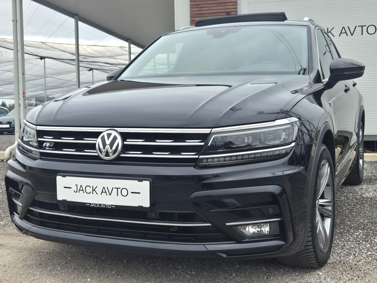 Zunanja slika - VW Tiguan - 4motion 2,0 TDI BMT Highline DSG - 1