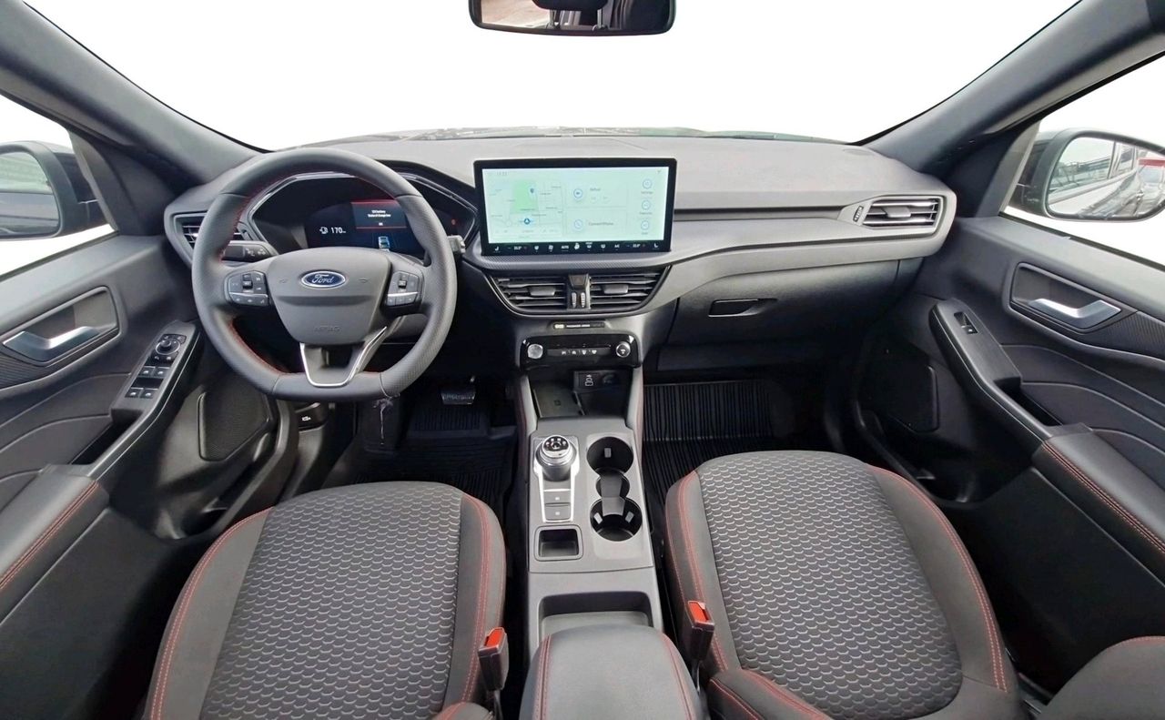 Notranja slika - Ford Kuga - ST-LINE 1.5 EcoBoost 137kW A8-SLO-NAVI-ZIM.PAK. - 14