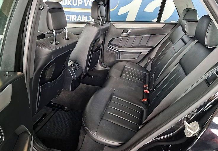 Zunanja slika - Mercedes-Benz E-Razred - E 200 BlueTEC ELEGANCE LED NAVIGACIJA... - 10