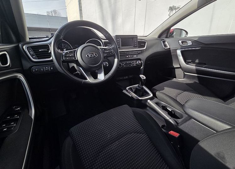 Zunanja slika - KIA Ceed - 1.4 MPI  Active - 7