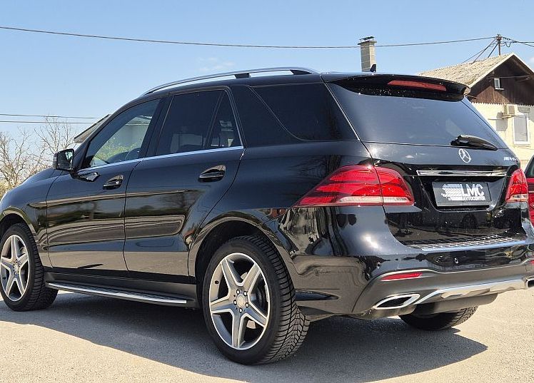 Zunanja slika - Mercedes-Benz GLE-Razred - GLE 250 d 4MATIC AMG ALU 20 2. lastnik ODLIČEN - 6