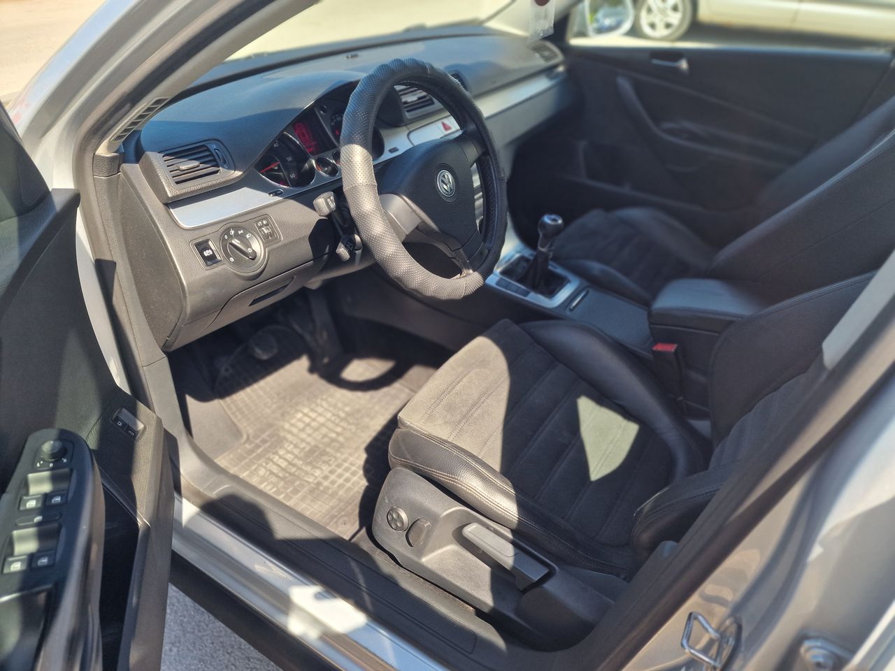 Zunanja slika - VW Passat - 2.0 TDI DPF Comfortline - 2