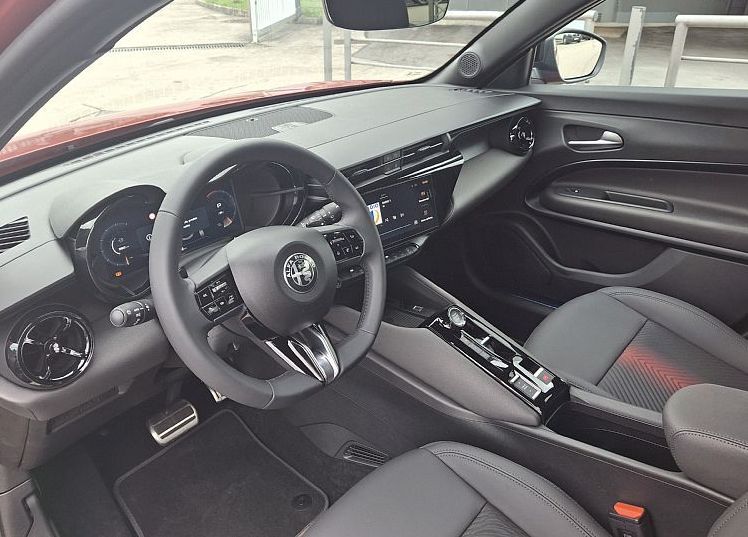 Zunanja slika - Alfa Romeo Junior - 1.2 E-DCT6 MHEV 145 SPECIALE - 7