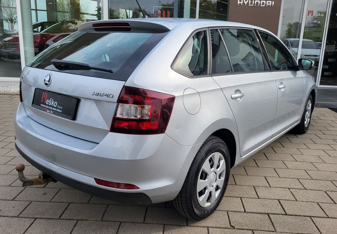 Zunanja slika - Škoda Rapid - 1.0 TSI slo-1last-ac-el.paket-vl.kljuka-Bluetooth - 4