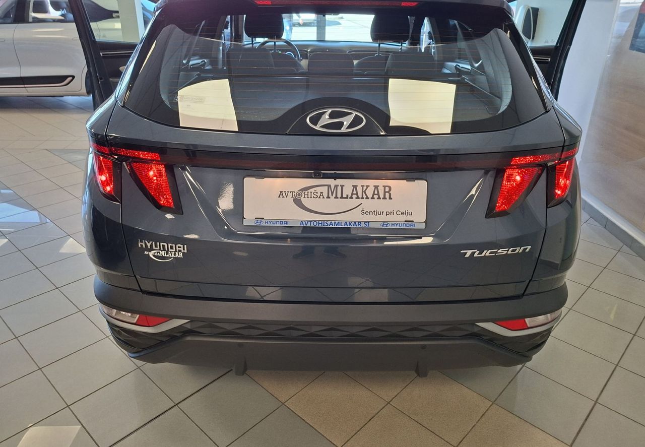 Zunanja slika - Hyundai Tucson - 1.6 CRDi Style-1.LASTNIK-SLO-TOV.GARANCIJA- - 5