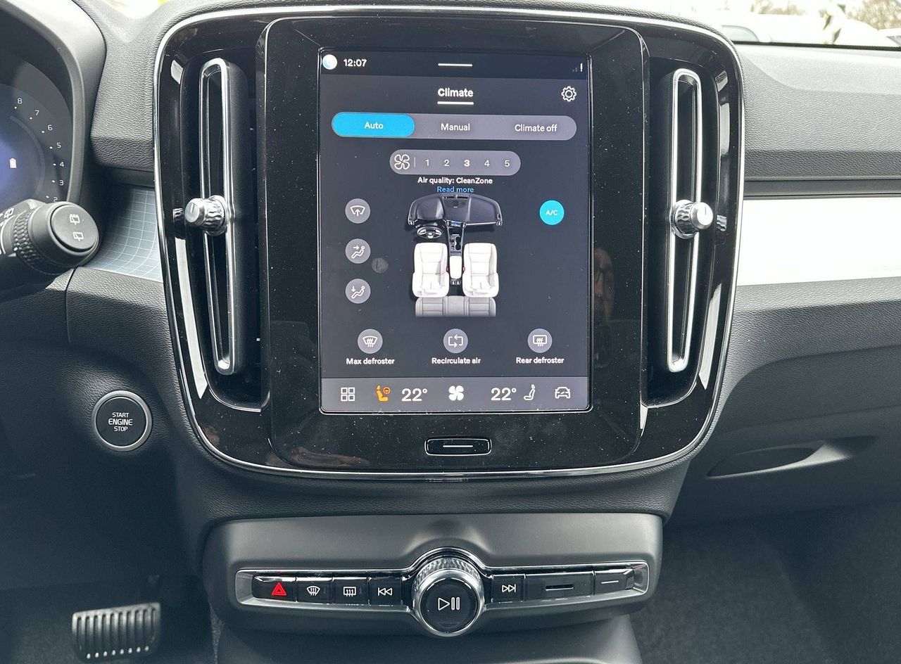 Zunanja slika - Volvo XC40 - B3 P Core DCT - 18