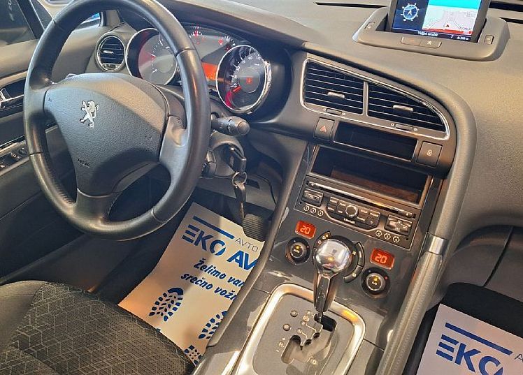 Zunanja slika - Peugeot 3008 - ACTIVE 1.6 BlueHDi 120 avtomatik KREDIT BREZ POL.. - 11