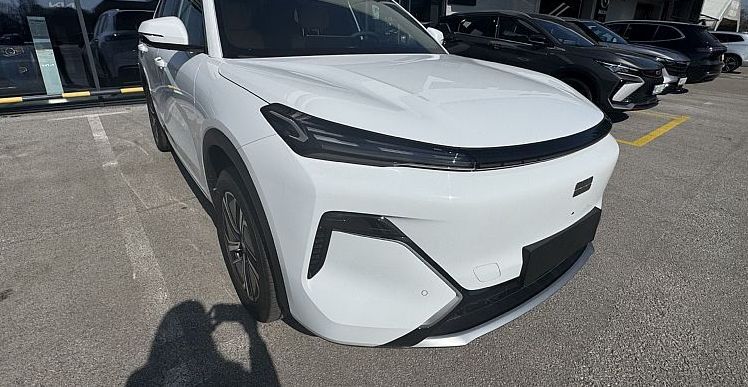 Zunanja slika - Geely StarRay EM-i - MAX - 1