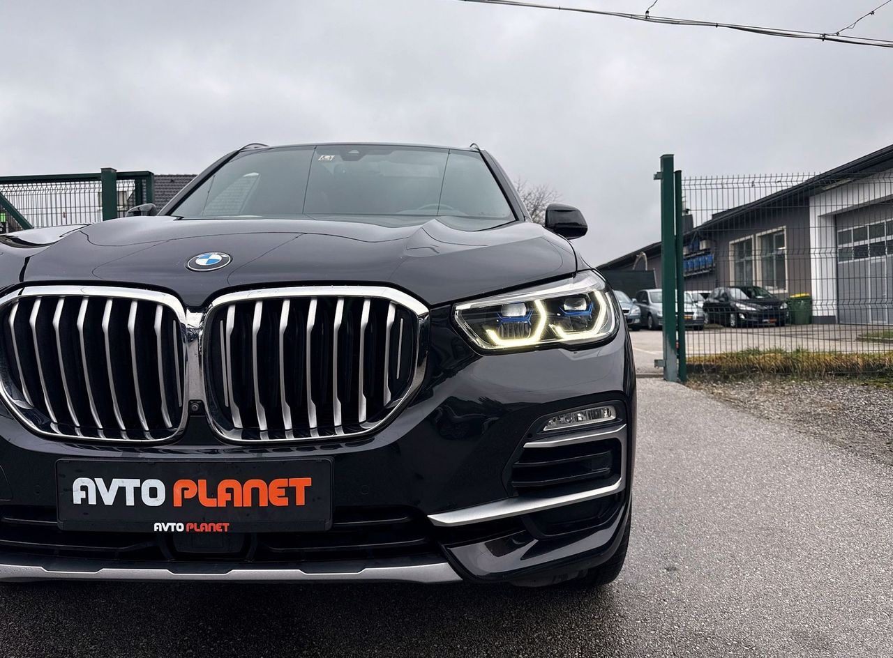 Zunanja slika - BMW X5 - serija : xDrive40i xLINE LASER ACC PANO HEADuP 360K - 10