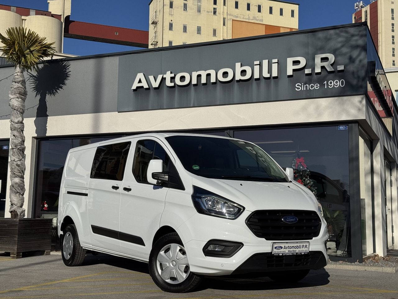 Zunanja slika - Ford Transit Custom - 2.0 ECOBLUE 170KM H1L2 6 SEDEŽEV+TOVOR - 3
