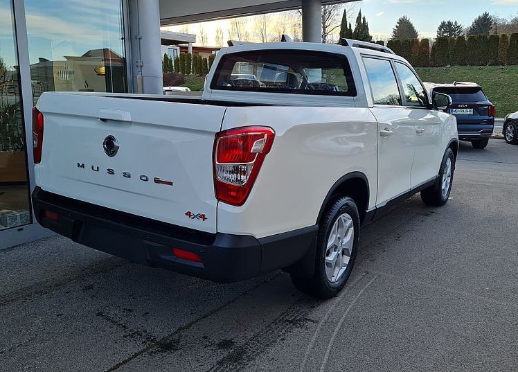 Zunanja slika - SsangYong Musso - 2.2 XDi ULTIMATE 4WD - 5