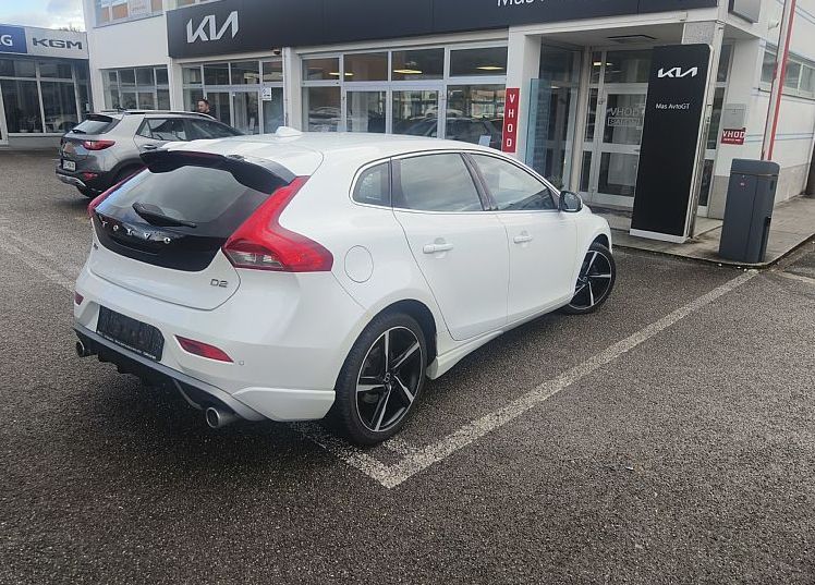 Zunanja slika - Volvo V40 - R-DESIGN 2.0 TD - 5