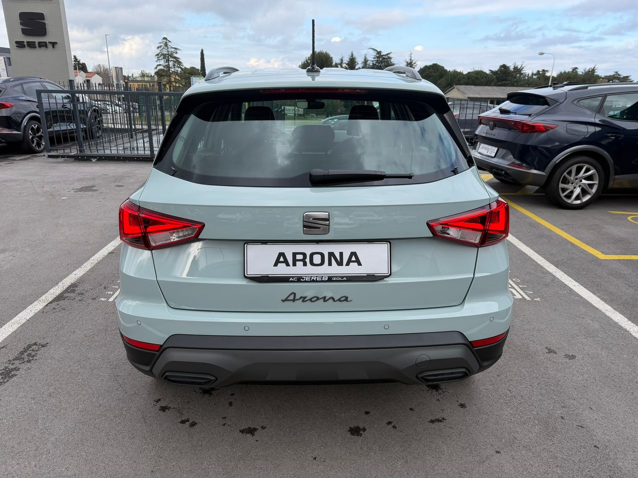 Zunanja slika - Seat Arona - Ibiza 1.0  Eco TSI 85KW STYLE DSG - 4