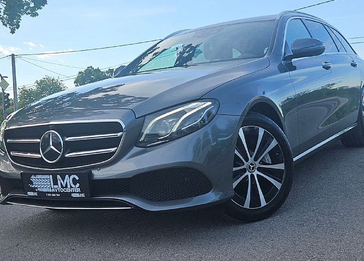 Zunanja slika - Mercedes-Benz E-Razred - E 300De 276ks °FULL LED° °VIRTUAL°18-COL°°ZRAČNO° - 3